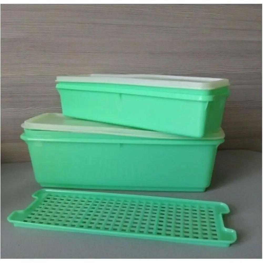 TUPPERWARE Bread Celery Vegetable Keeper Container Jadeite Green 782 892 Vintage